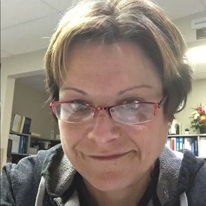 Meet your Posher, April